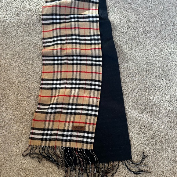 Cashmere Burberry reversible scarf nova check - Picture 5 of 9